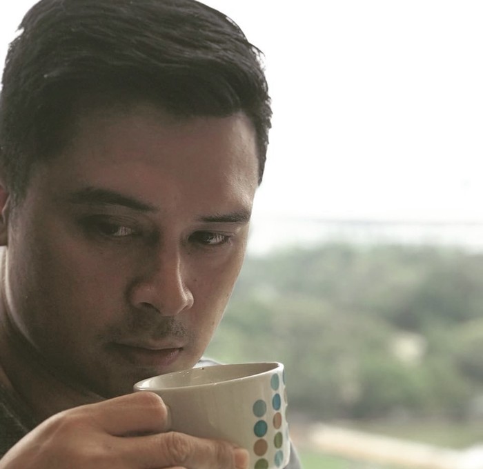 Kenangan Manis Iqbal Pakula Saat Kulineran Bareng Teman Artis Kenangan Manis Iqbal Pakula Saat Kulineran Bareng Teman Artis