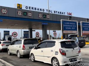 Lalu Lintas Tol Stabat Ramai Lancar di Puncak Arus Balik