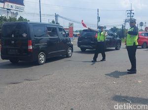 Simpang Mengkreng Kediri Padat Arus Balik Lebaran, Ini Rekayasa Lalinnya