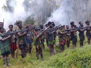 Selain Jadikan Perempuan-Anak Tameng, KKB Juga Ajak Remaja SMP Serang TNI