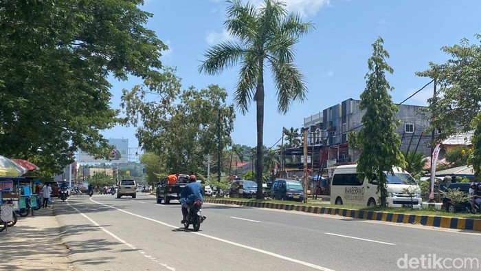 Kondisi cuaca di Sorong saat siang hari.
