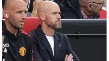 Hanya Erik ten Hag yang bisa menyelamatkan Al Nassr saat ini. Foto: Twitter