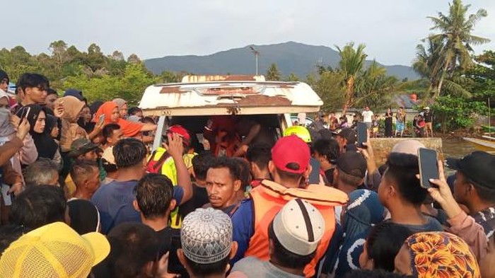 Nelayan tewas tenggelam di Luwu Timur, Sulawesi Selatan dievakuasi.