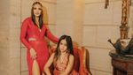 7 Pose Nia Ramadhani Bergaya Timur Tengah Berujung Panen Kritikan