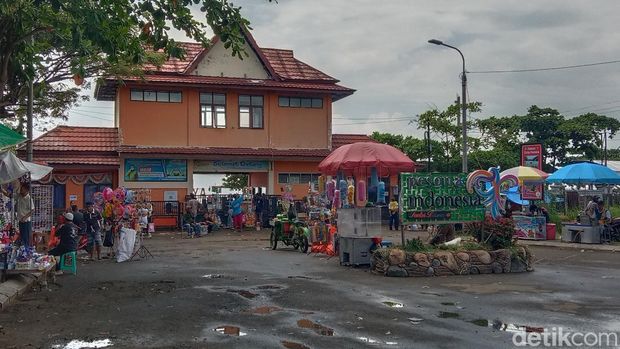 Pantai Tirtamaya Indramayu