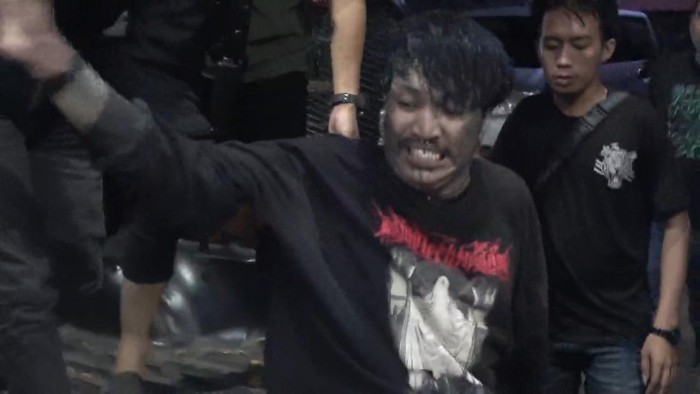 Pelaku yang menyerang pemudik di Makassar, Sulsel.