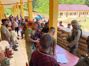 55 Warga Maybrat Kembali Dipulangkan ke Rumah Usai Mengungsi gegara Teror KKB