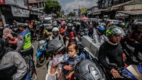 Kemacetan terjadi di saat puncak arus balik.