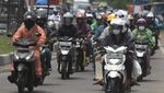 Potret Padatnya Jalur Pantura Imbas One Way di Tol