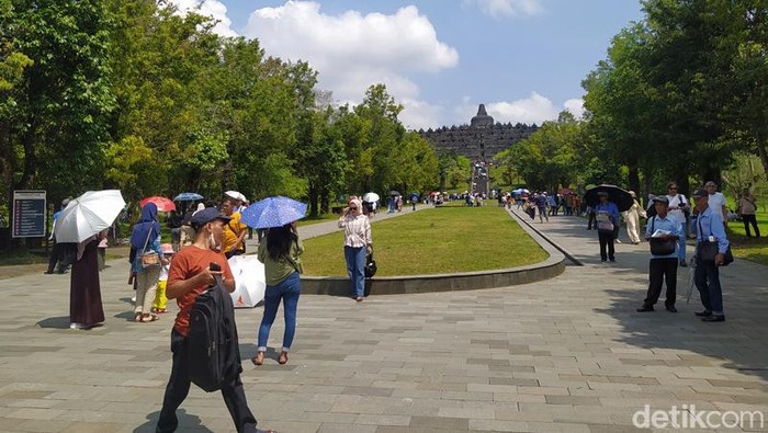 Suasana di Candi Borobudur, Magelang, Selasa (25/4/2023).