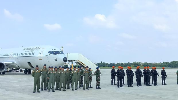 Tim dari prajurit TNI yang bakal evakuasi WNI di Sudan