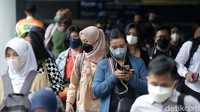 Biasanya di kawasan ini ketika pagi banyak pekerja berangkat ke kantor.