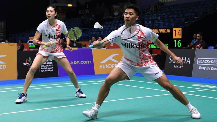 Dejan Ferdinansyah/Gloria Emanuelle Widjaja
