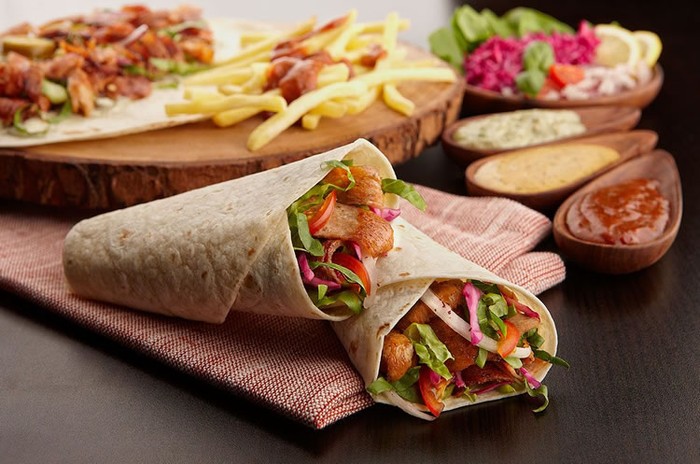 Gurih Juicy! 20 Kebab Kaki Lima Rp 15 Ribuan Ada di Sini!