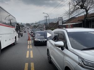 Video: H+4 Lebaran, Arus Balik di Jalur Nagreg Ramai Lancar