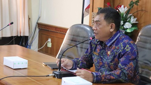 Kepala Dinas Kesehatan Provinsi Bali I Nyoman Gede Anom akan membentuk tim koordinasi untuk mencegah penyebaran penyakit meningitis yang marak belakangan ini.