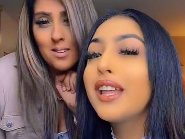 Mahek Bukhari disebut berkomplot dengan enam orang untuk membuat Saqib datang ke sebuah parkiran di Leicester. Awalnya pria itu menyangka jika ia akan bertemu dengan Ansreen dan putrinya untuk mengembalikan uang senilai £2.000 (Rp 36 juta) yang telah digunakan selama hubungan mereka. Setelahnya, Saqib berjanji untuk tidak mengirim atau mengungkap bukti-bukti perselingkuhan. Foto: Getty Images