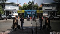H-3 Lebaran, lonjakan penumpang mulai terjadi di terminal bus Tanjung Priok, Jakarta, dengan rute wilayah Jawa Barat, Jawa Tengah dan Jawa Timur.