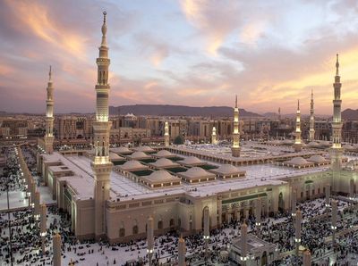 Tempat Bersejarah yang Biasa Dikunjungi Jemaah Haji di Madinah