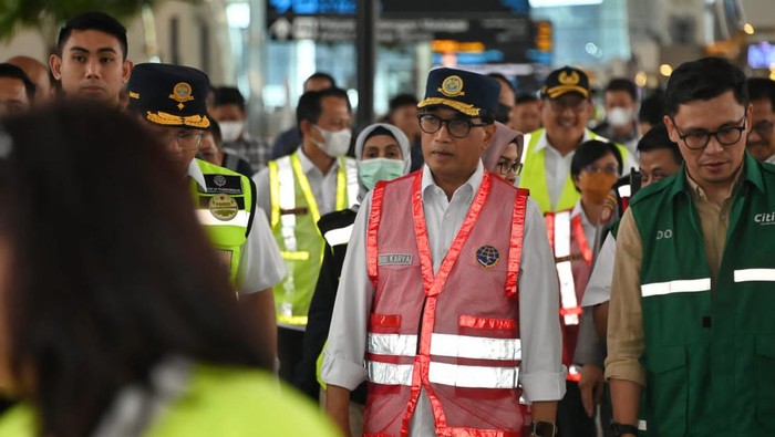 Menteri Perhubungan (Menhub) Budi Karya Sumadi