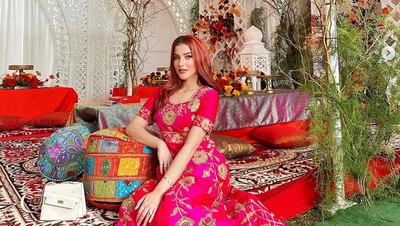 7 Foto Tasya Farasya Lebaran Tanpa Tasyi Athasyia, Netizen Duga Belum Akur