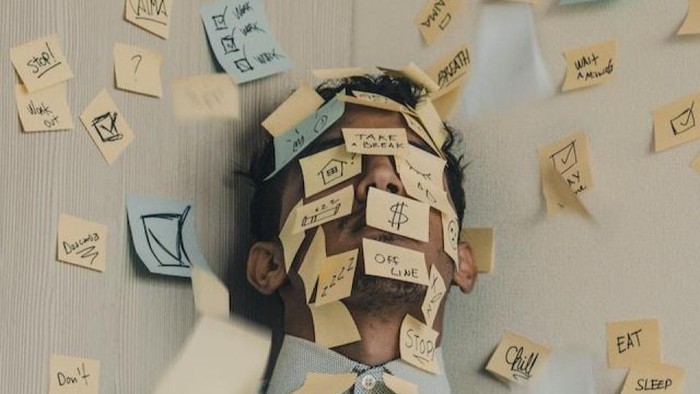 Pekerjaan yang overload.