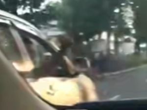 Viral Pemobil Acungkan Belati ke Pengendara Lain di Bogor, Polisi Usut