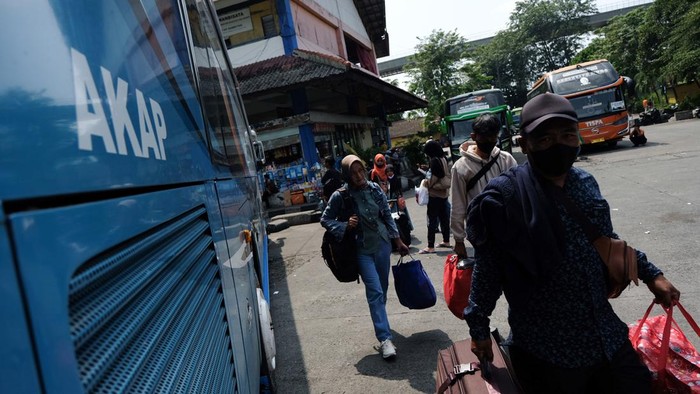 Jakarta menjadi kota primadona para pencari kerja dari seluruh penjuru Tanah Air. Sebanyak 40 ribu pendatang baru diprediksi masuk ke Jakarta usai Lebaran 2023.