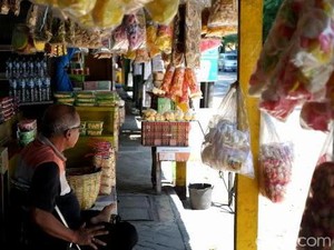 Kembang Kempis Pusat Oleh-oleh Legendaris di Jalur Pantura Probolinggo
