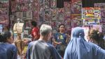 Sayang Anak, Pasar Mainan Asemka Diserbu