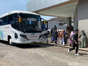 Terminal Leuwi Panjang Masih Ramai Penumpang Meski Arus Puncak Sudah Lewat