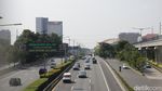 Suasana Tol Dalam Kota yang Lengang di Hari Pertama Masuk Kerja