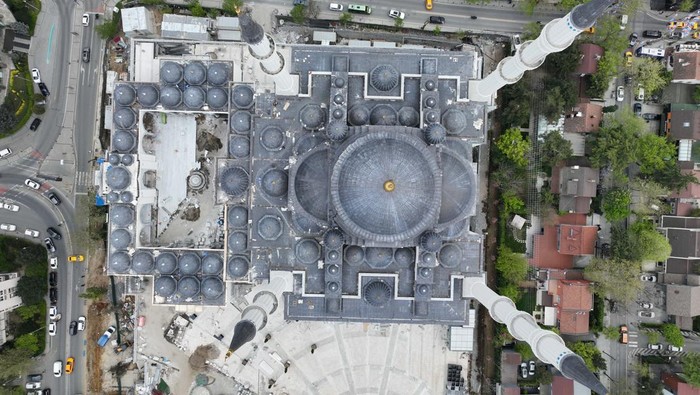ISTANBUL, TURKIYE - APRIL 25: An aerial photo shows Barbaros Hayrettin Pasa Mosque is ready to open its doors for worship as the opening ceremony of the mosque is planned upcoming weeks after final preparations are being completed, in Istanbul, Turkiye on April 25, 2023. The mosque, inspired by Mimar Sinan's Suleymaniye Mosque, laid first foundation stone by Turkish President Recep Tayyip Erdogan on July 3, 2020. (Photo by Lokman Akkaya/Anadolu Agency via Getty Images)