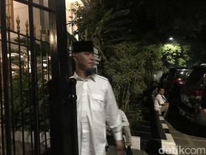 Ahmad Dhani Bawa Al El Dul ke Kediaman Prabowo Malam Ini
