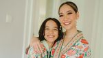 Cie... Baju BCL dan Tiko Aryawardhana Seragaman