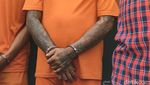 Wajah Lesu Preman Dadang Buaya Garut Saat Berbaju Tahanan