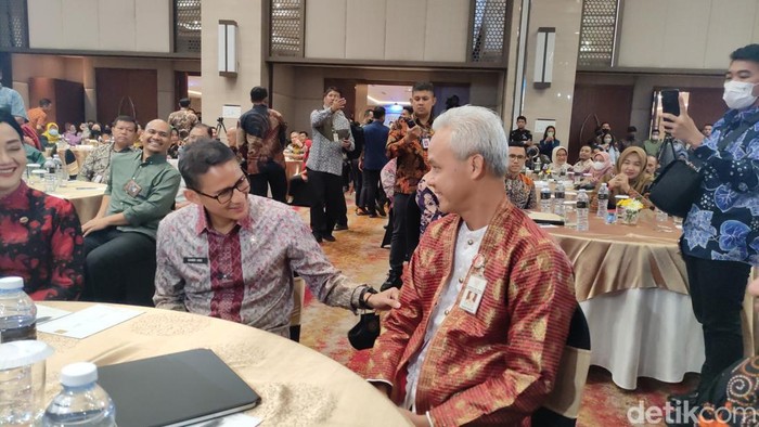 Ganjar Pranowo dan Sandiaga Uno di Semarang, Kamis (27/4/2023).
