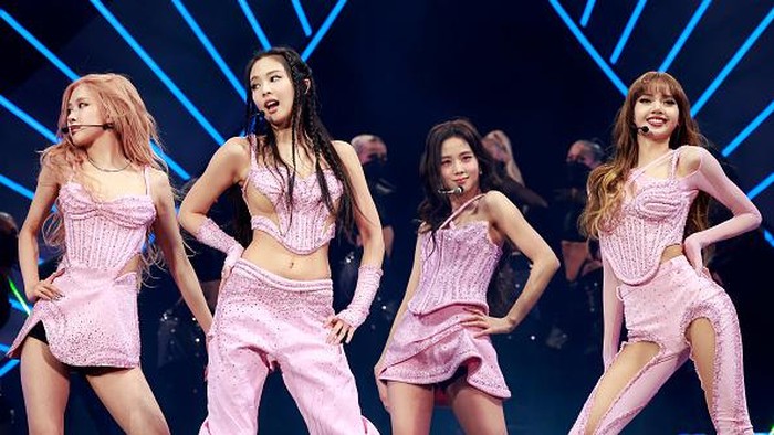 INDIO, CALIFORNIA - APRIL 15: (L-R) Lisa, Jisoo, Rosé and Jennie of BLACKPINK perform at the Coachella Stage during the 2023 Coachella Valley Music and Arts Festival on April 15, 2023 in Indio, California. (Photo by Frazer Harrison/Getty Images for Coachella)