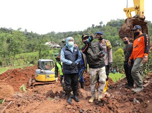 Gubernur Khofifah Dorong Sosialiasi Desa Tangguh untuk Kurangi Risiko Bencana