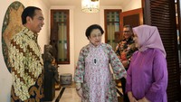 Sekjen PDIP Hasto Kristiyanto menyebut semangat persatuan dan persaudaraan tampak dan terasa di dalam pertemuan halalbihalal antara Megawati dengan Jokowi-Iriana. (Dok. PDIP)