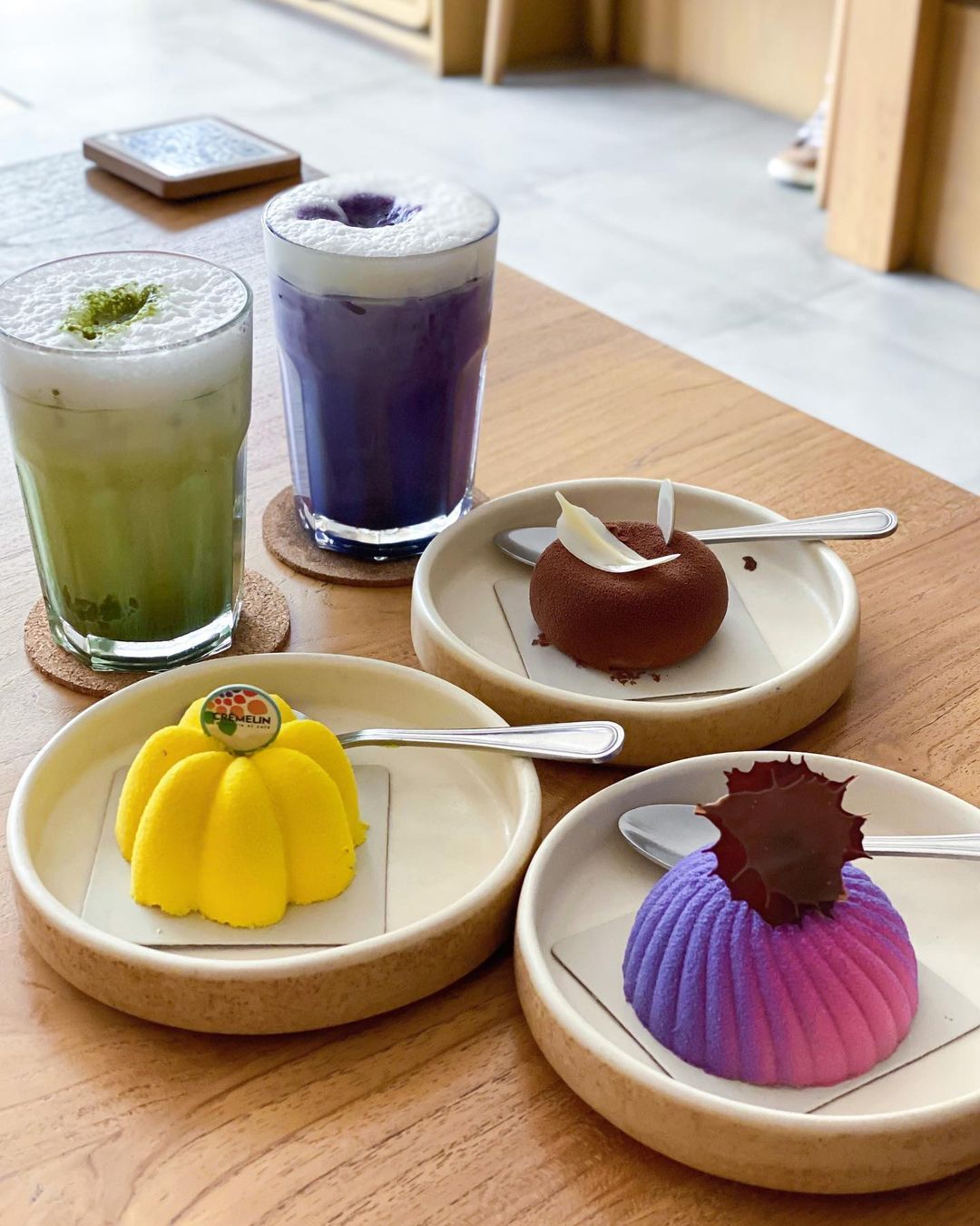 Kafe Kue Hits di Bandung