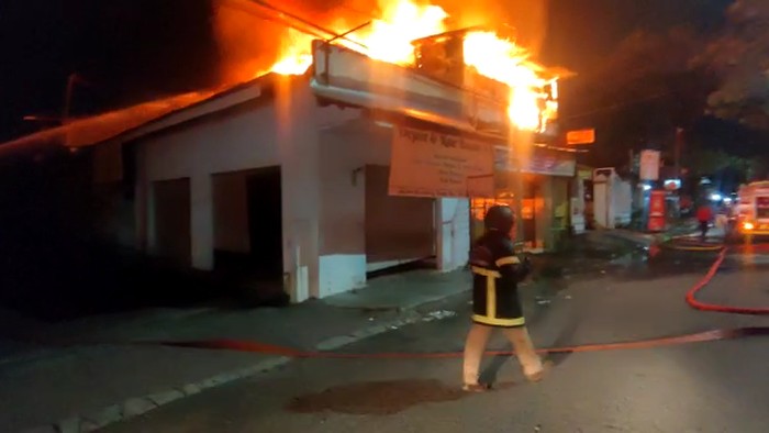 kebakaran di surabaya