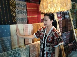 Kepala Negara KTT ASEAN Akan Kenakan Kemeja Tenun Manggarai