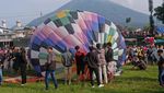 Meriahnya Festival Balon Udara Tradisional di Temanggung