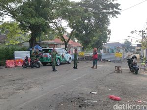 Parkir Liar di Viaduk Gilingan Hilang Usai Gibran Parkir Mobil Dinas