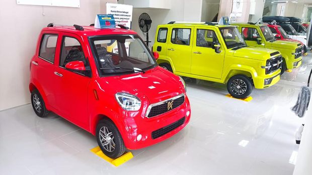 K-Blade Series (berwarna putih), K-Kooper (berwarna merah, dan KX-Upgrade (berwarna hiau stabilo).