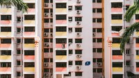 Bukan hanya bea meterai untuk warga asing, bea meterai pembelian tambahan (additional buyers stamp duty/ABSD) untuk warga negara Singapura dan penduduk juga akan mengalami kenaikan, meski besarannya jauh lebih kecil.