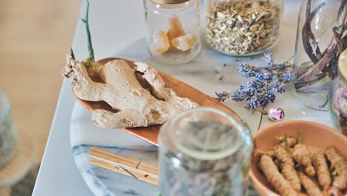 Obat herbal tradisional.