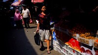 Permintaan yang naik dikarenakan stok kebutuhan dapur yang habis selama libur Idul Fitri.   