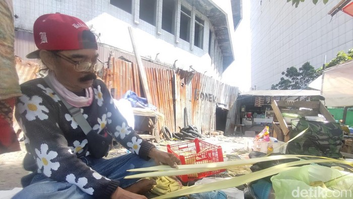 pedagang ketupat surabaya